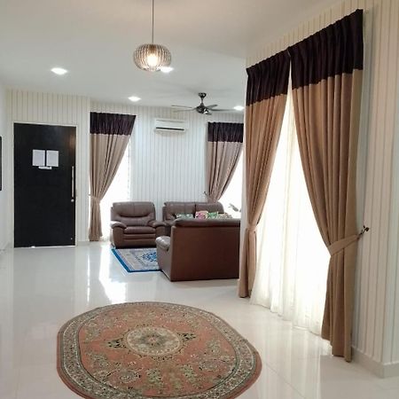 Juniper Homestay Putrajaya Presint 11 Екстер'єр фото